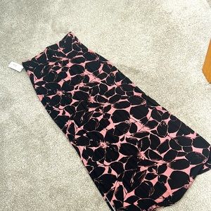 Brand new women’s floral print maxi skirt with double slits